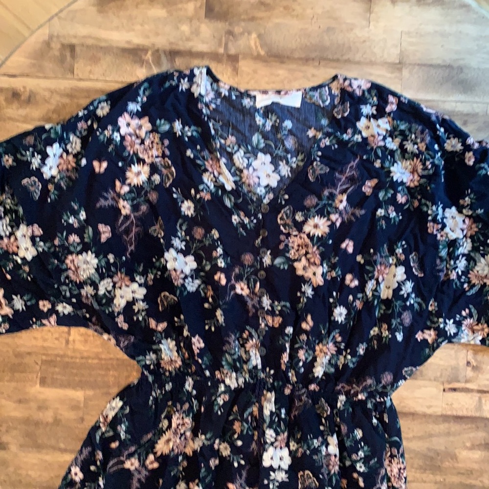 Floral Dress - Picture 2 of 6